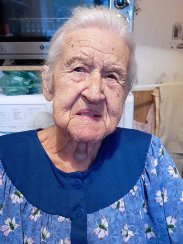 Женщина 99 лет